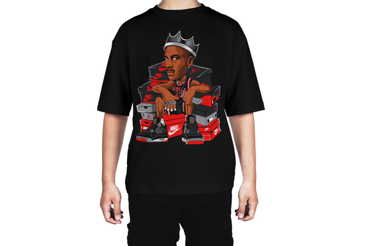 Sneaker Throne Tee