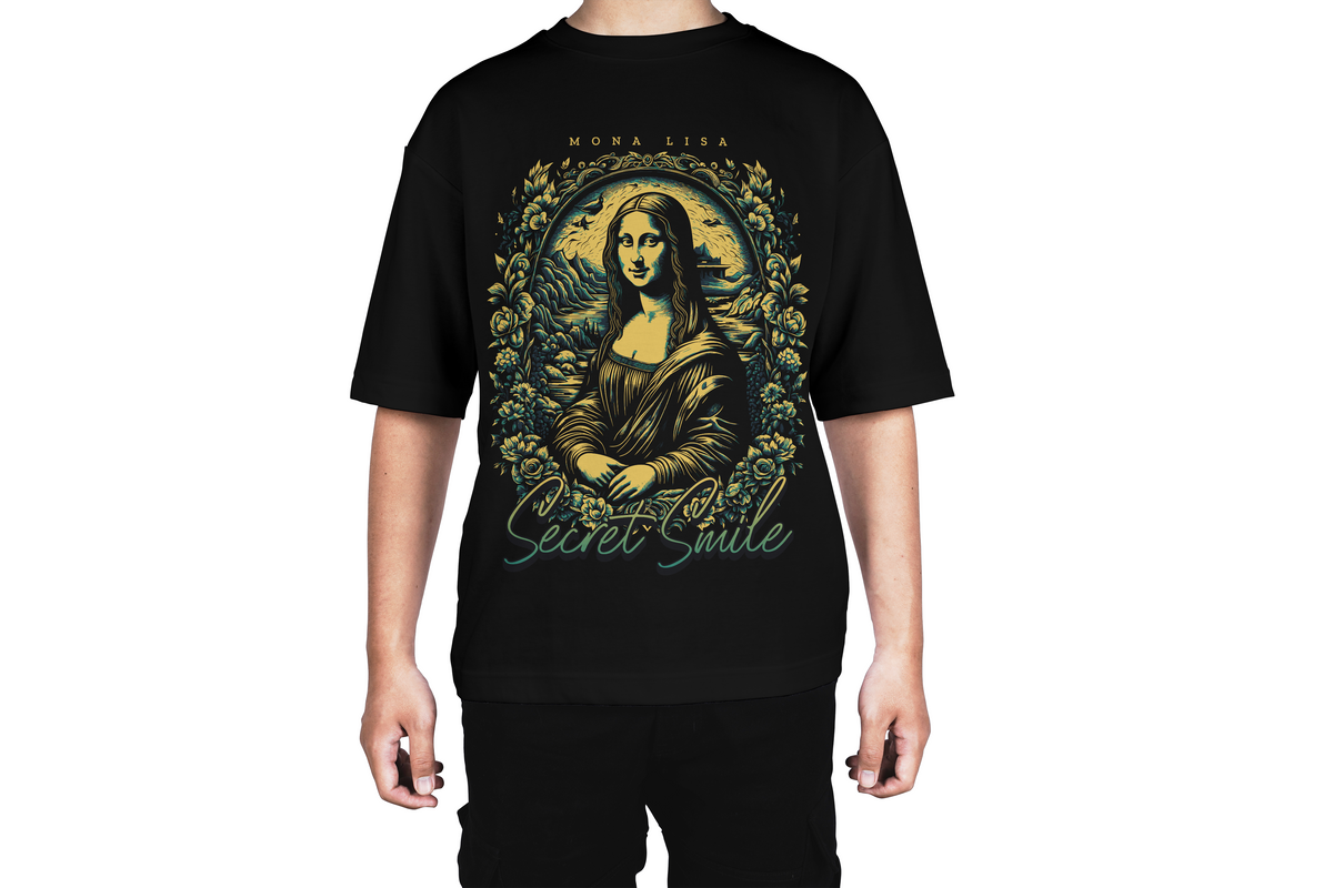 Mona Lisa Secret Smile Tee